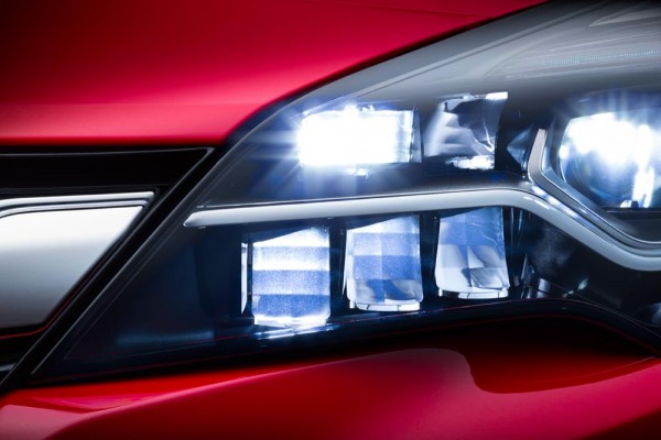 IntelliLux LED Martix για το επόμενο Opel Astra  